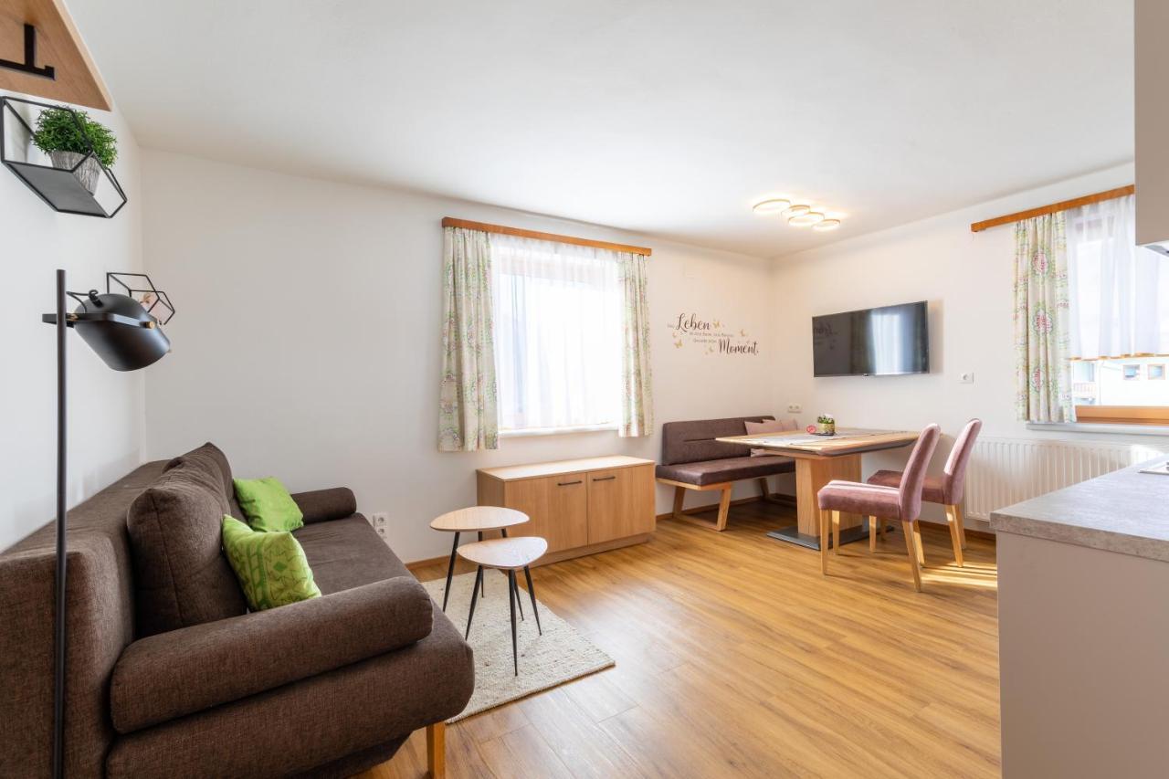 Haus Pitzer/Apartments Troicher シュラートミンク エクステリア 写真
