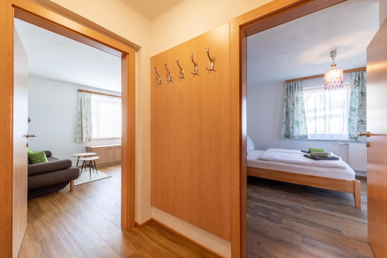 Haus Pitzer/Apartments Troicher シュラートミンク エクステリア 写真
